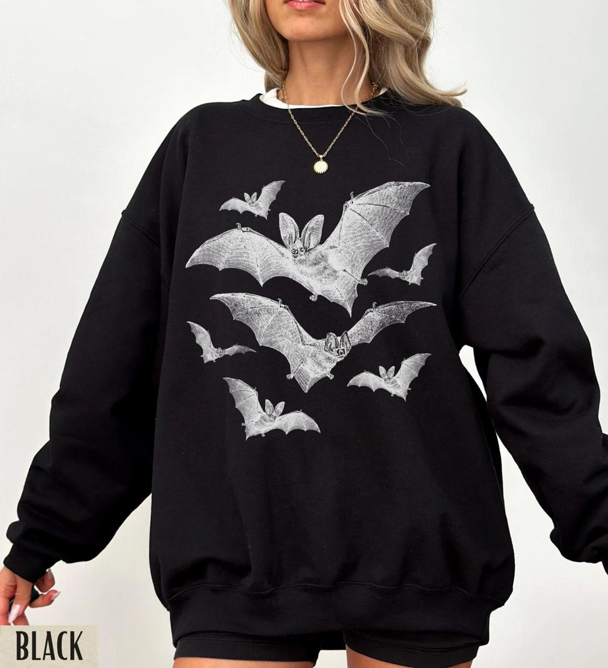 Halloween Bat Sweater Halloween Witchy Crewneck Sweatshirt Vintage Bat Tee Shirt Spooky